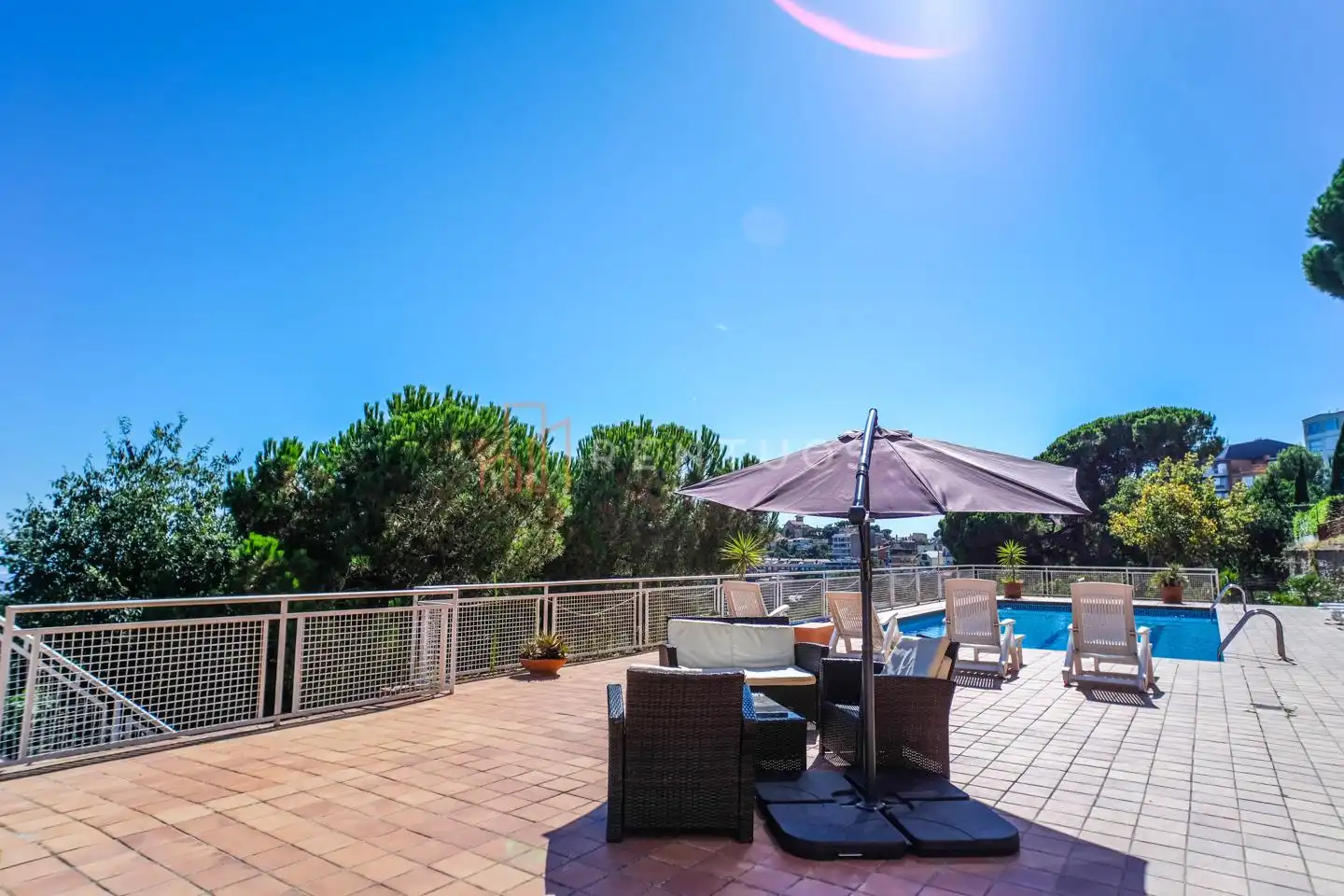 Casa con piscina en venta en Carrer de les Alberes, imagen 4