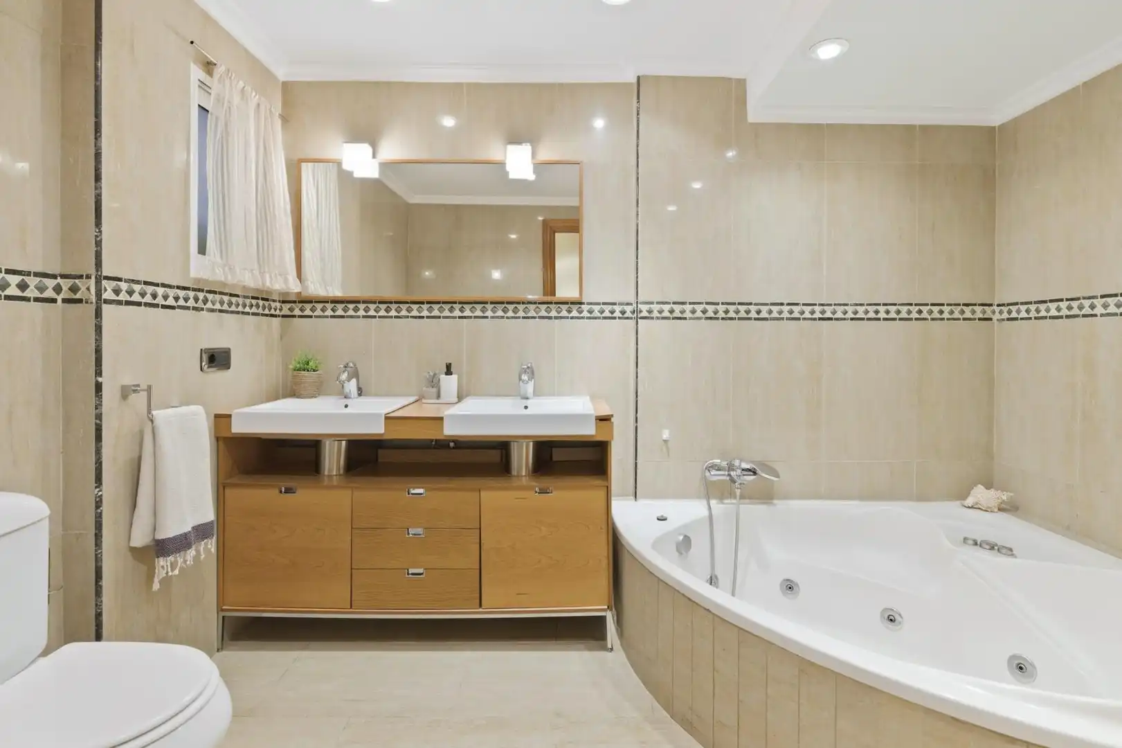 Baño de Piso en venta en Sagunto / Sagunt con Aire acondicionado, Calefacción y Parquet