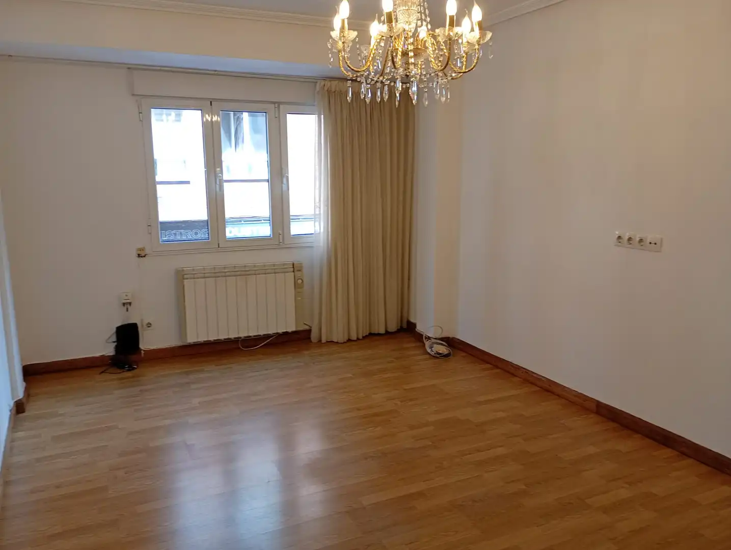 Sala d'estar de Pis en venda en Gijón 