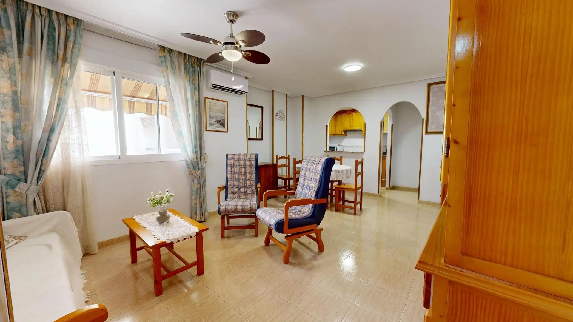Living room of Apartments for rent in Torrevieja  with Air Conditioner and Furnished