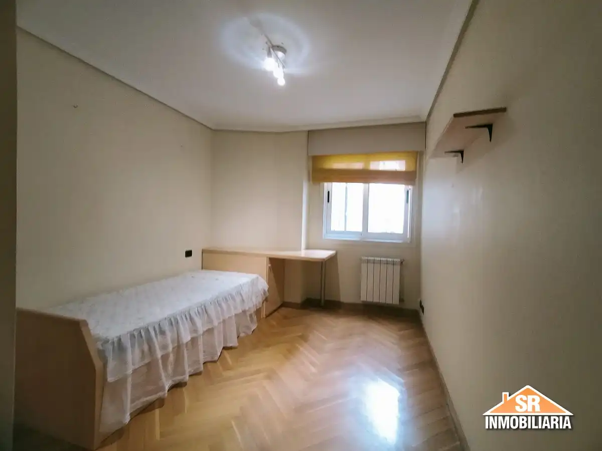 Wohnung zur Miete in Rúa Adelaida Muro, Monte Alto - Zalaeta - Atocha