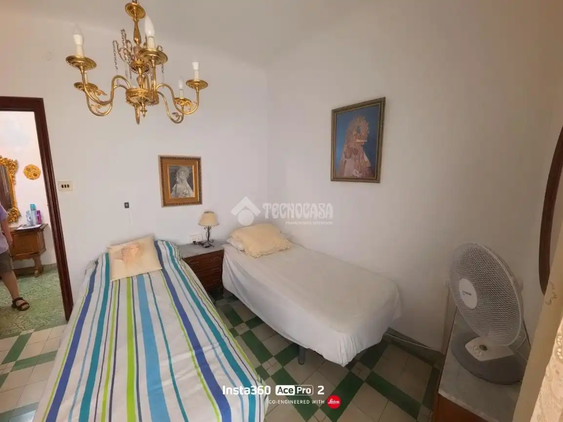 Habitación de Piso en venta en Alicante / Alacant con Calefacción