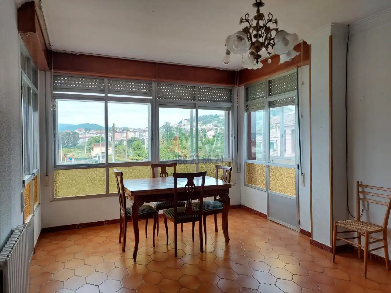 Comedor de Casa o chalet en venta en Ourense Capital  con Calefacción y Jardín privado