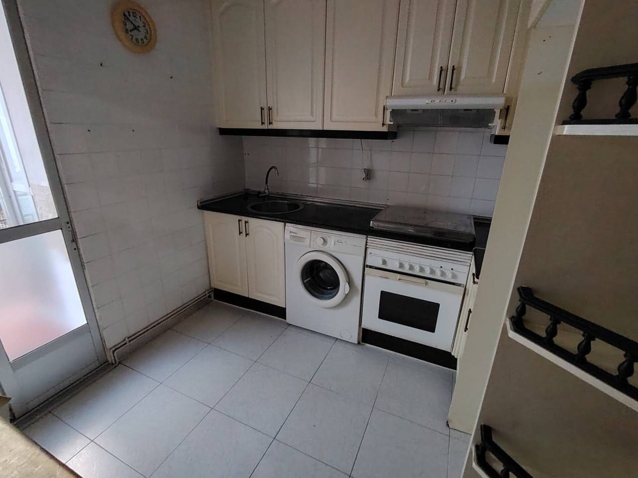 Kitchen of Flat for sale in Zamora Capital   with Heating, Parquet flooring and Balcony