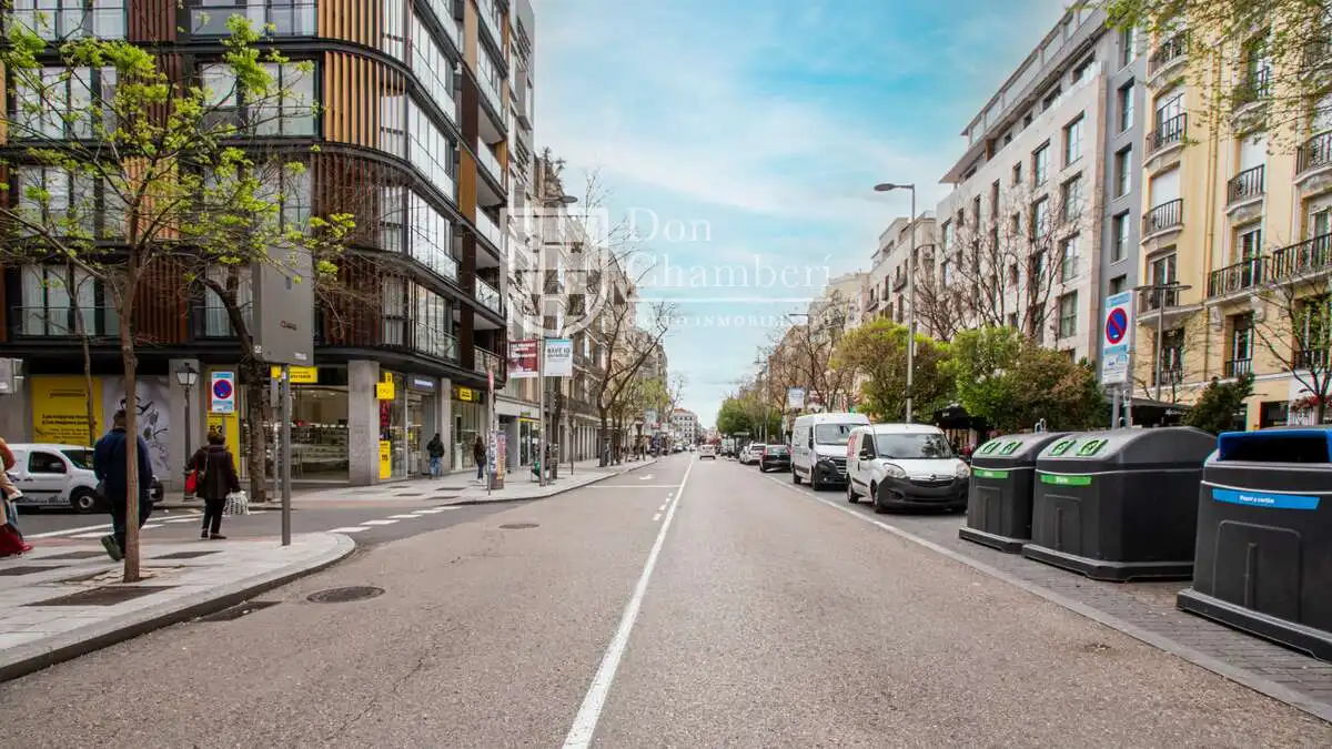 Exterior view of Flat for sale in Madrid  with Heating, Storage room and Balcony