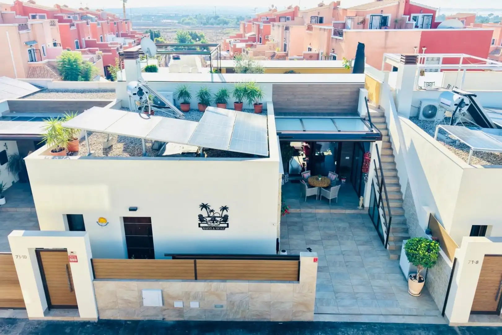 Casa con terraza en venta en Los Montesinos
