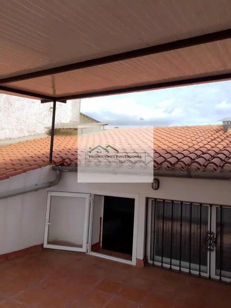 Vista exterior de Casa o xalet en venda en Enguídanos amb Moblat