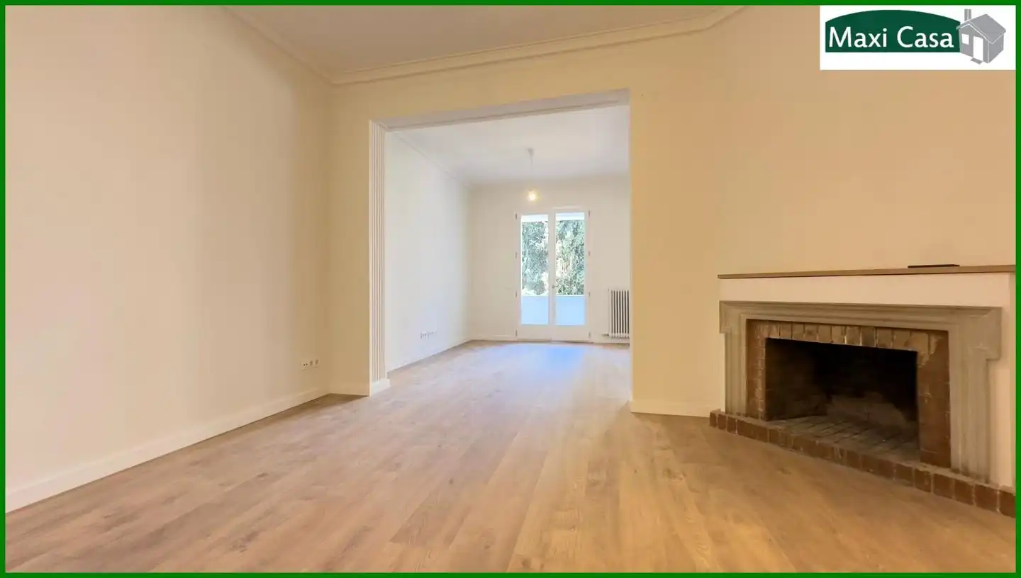 Sala d'estar de Pis de lloguer en Barcelona amb Aire condicionat i Terrassa