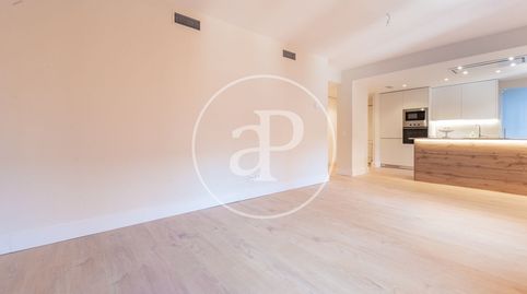 Foto 3 de Piso en venta en San Juan Bautista, Madrid Capital