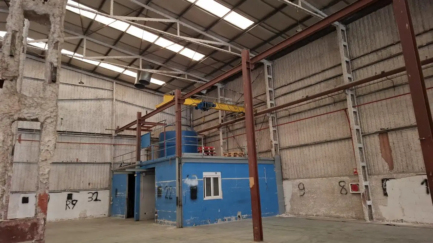 Nau industrial de lloguer a Polígono Trascueto, imagen 2