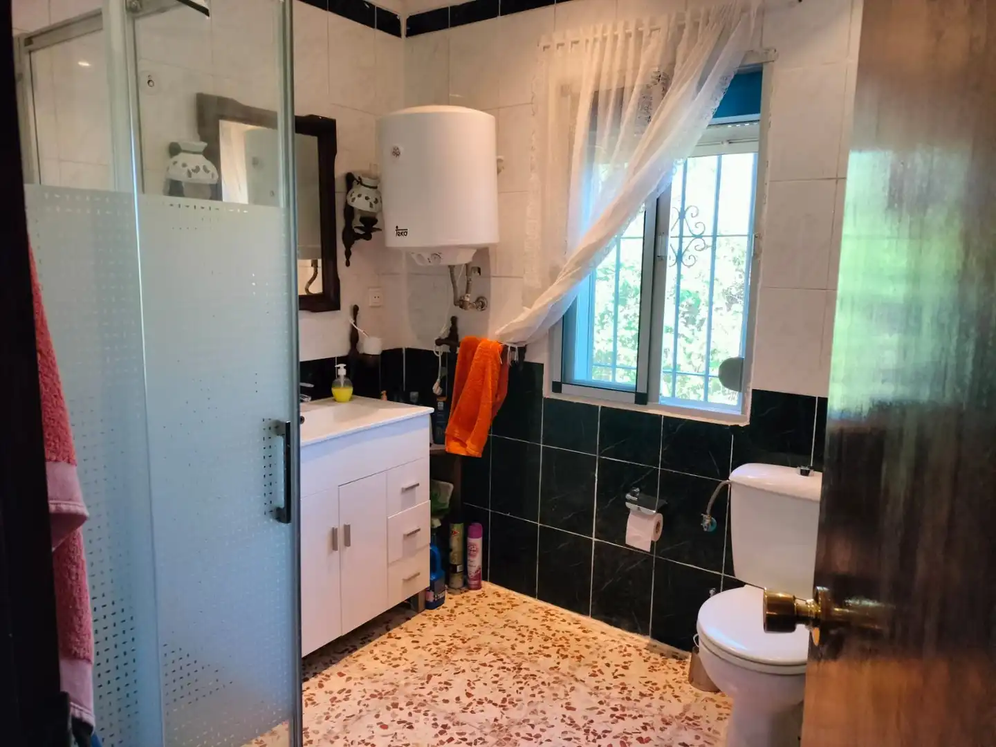 Baño de Casa o chalet en venta en Almodóvar del Campo con Aire acondicionado, Calefacción y Terraza