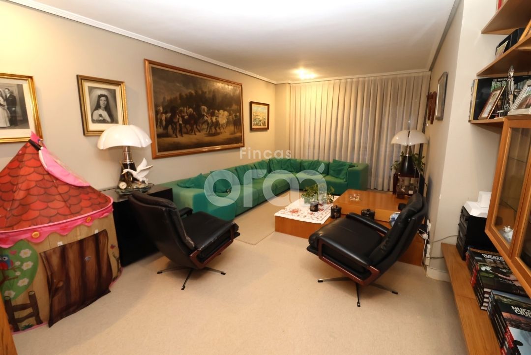 Living room of Flat for sale in Santurtzi   with Heating and Private garden