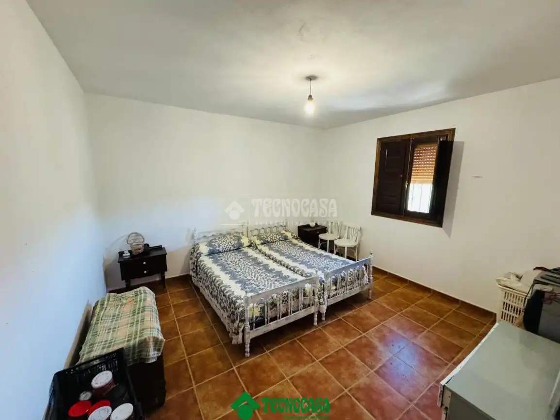 Habitación de Finca rústica en venta en Montoro con Aire acondicionado, Calefacción y Amueblado