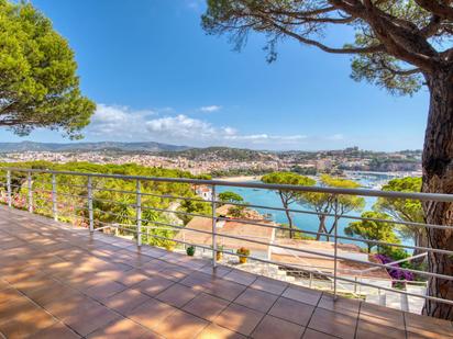 Terrassa de Casa o xalet en venda en Sant Feliu de Guíxols amb Aire condicionat, Terrassa i Piscina
