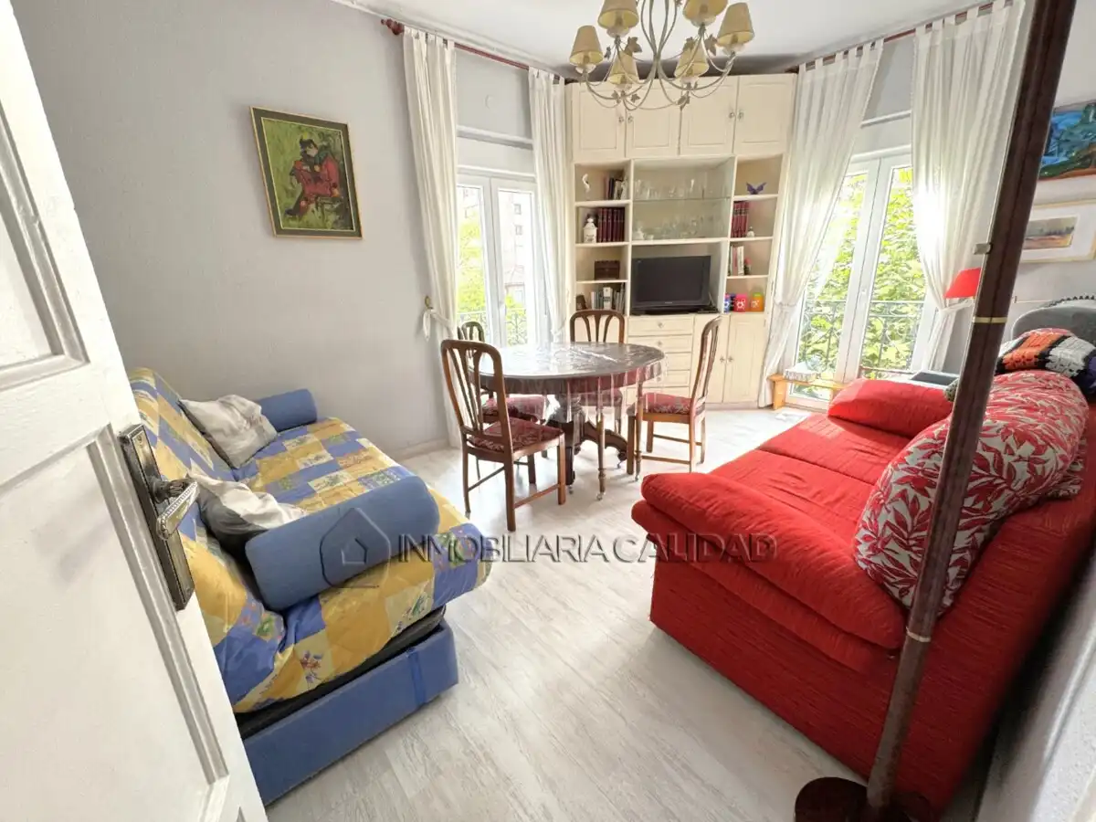 Sala de estar de Piso de alquiler en Burgos con Calefacción y Amueblado