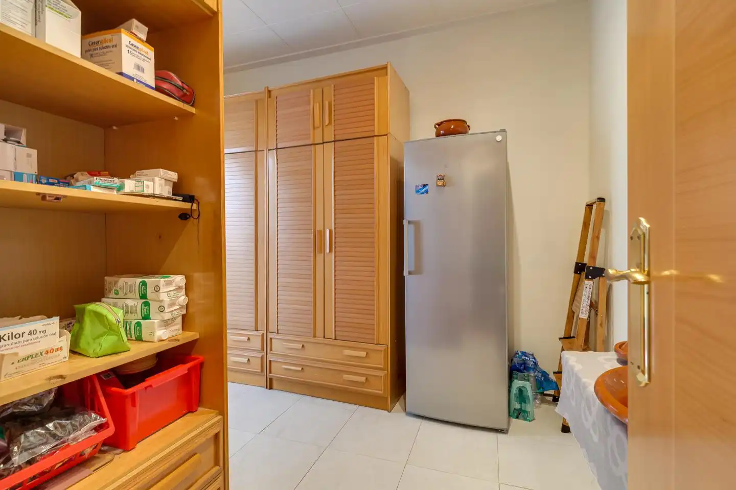 Kitchen of Buildings for sale in El Masnou