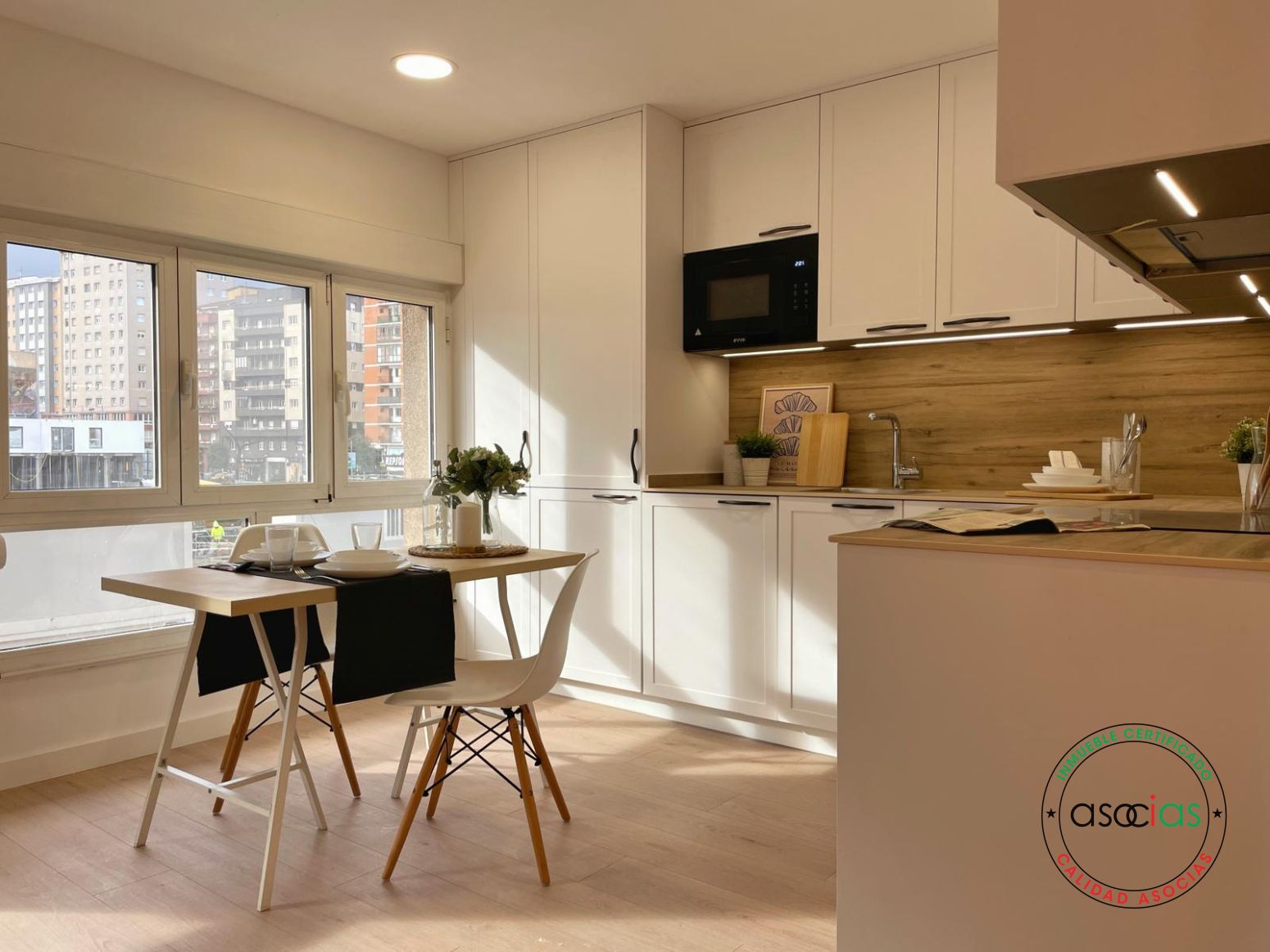 Kitchen of Flat for sale in Gijón   with Heating