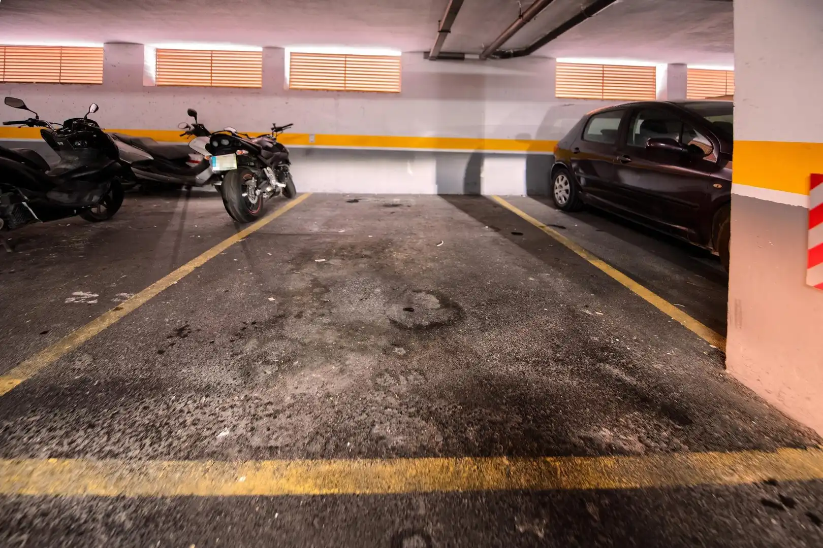 Parkplatz von Erdgeschoss zum Verkauf in Puerto Real mit Klimaanlage und Balkon