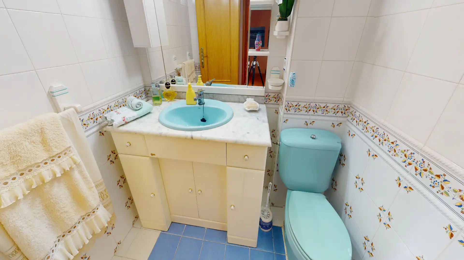 Badezimmer von Wohnung zum Verkauf in Sax mit Klimaanlage, Terrasse und Balkon