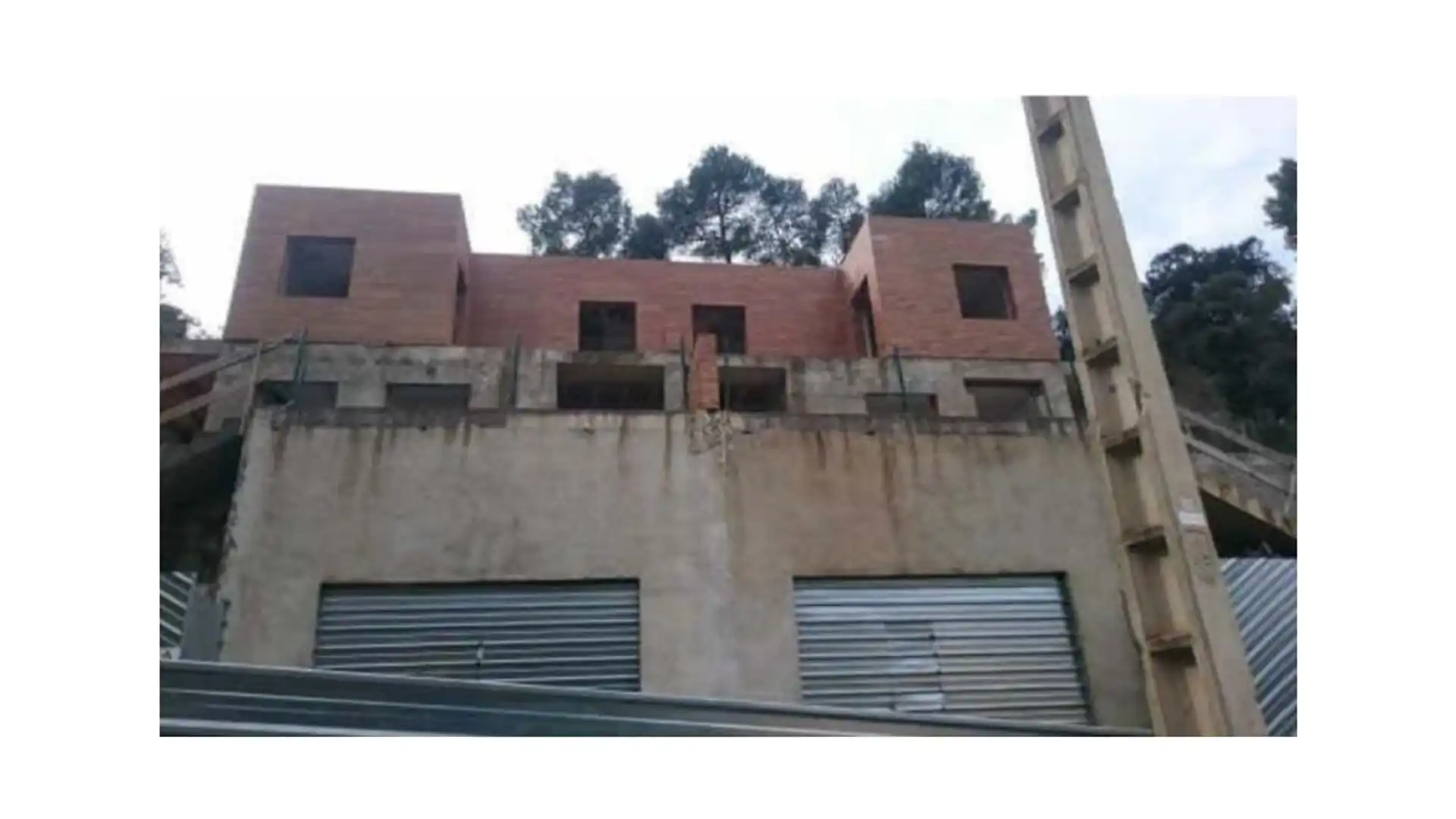 Casa adosada en venta en Poble - Casc Antic