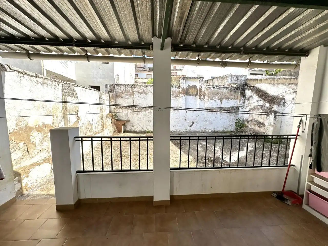 Balcony of Ground floor for sale in Cuevas Bajas  with Private garden and Storage room