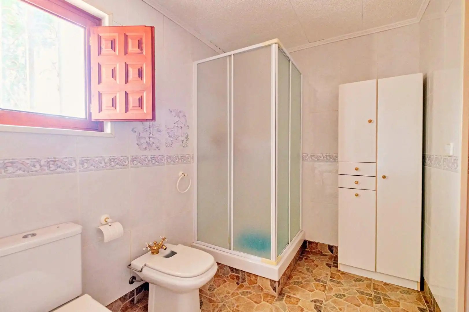 Bany de Casa o xalet en venda en Tortosa amb Jardí privat