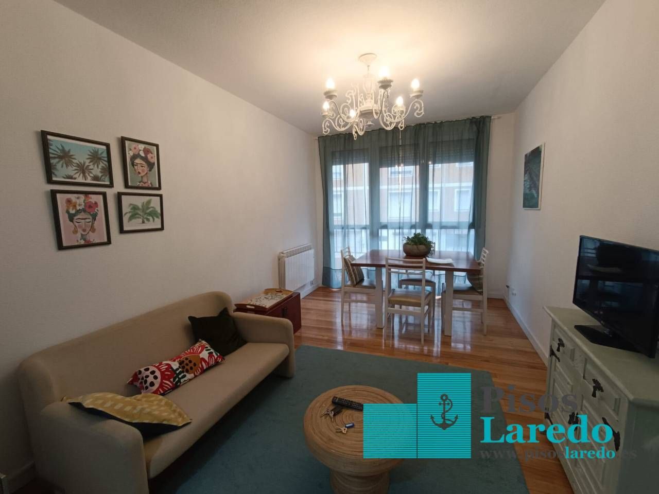 Living room of Flat to rent in Laredo  with Heating, Terrace and Furnished