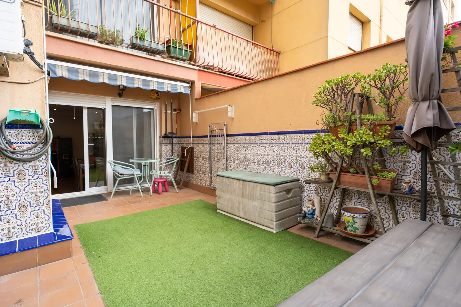 Terrace of Flat for sale in Santa Coloma de Gramenet  with Air Conditioner, Heating and Terrace
