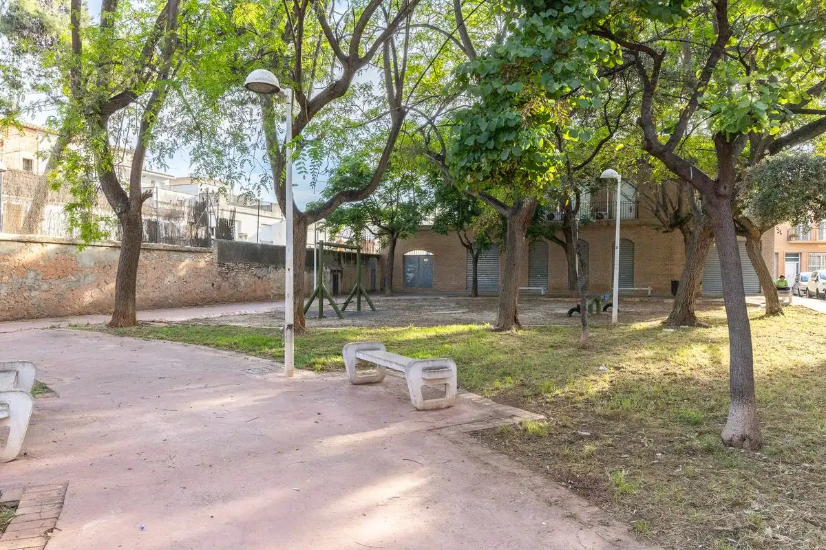 Außenansicht von Wohnung zum Verkauf in Moncada mit Heizung, Terrasse und Balkon