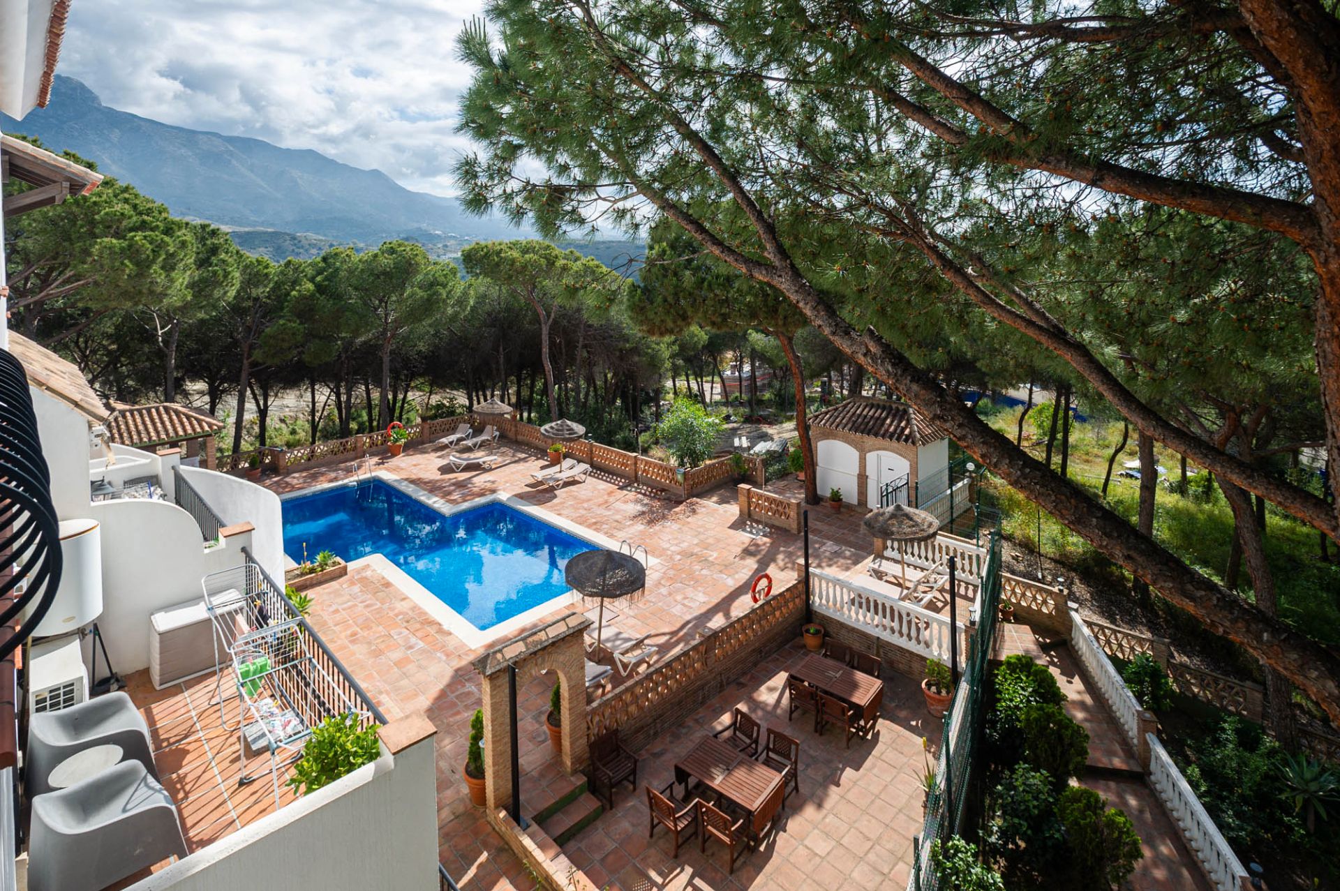 Jardí de Àtic en venda en Marbella amb Aire condicionat, Terrassa i Forn