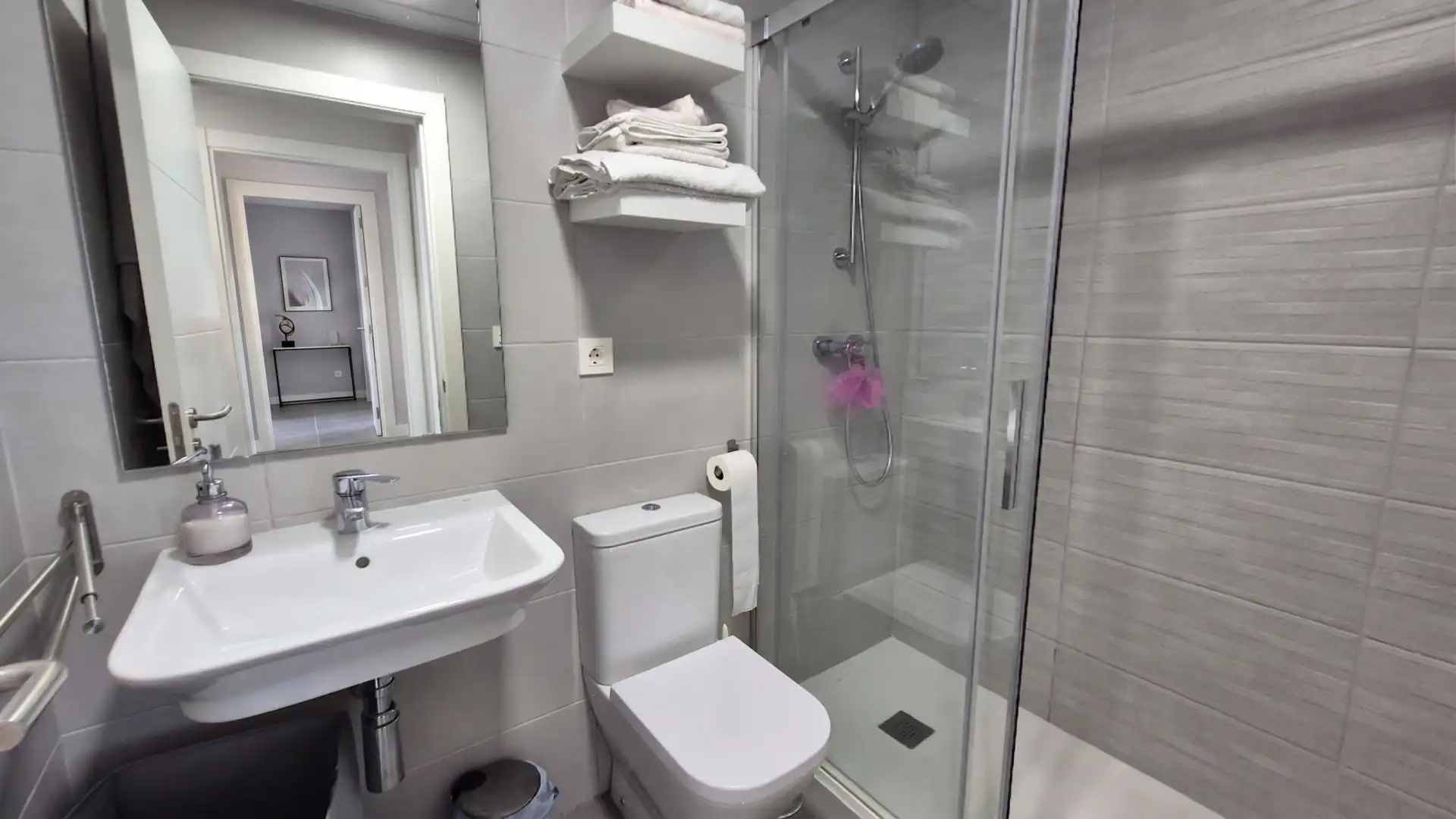 Ground floor for rent in Paseo Alfonso Canas Hogueras, Playa Bajadilla - Puertos