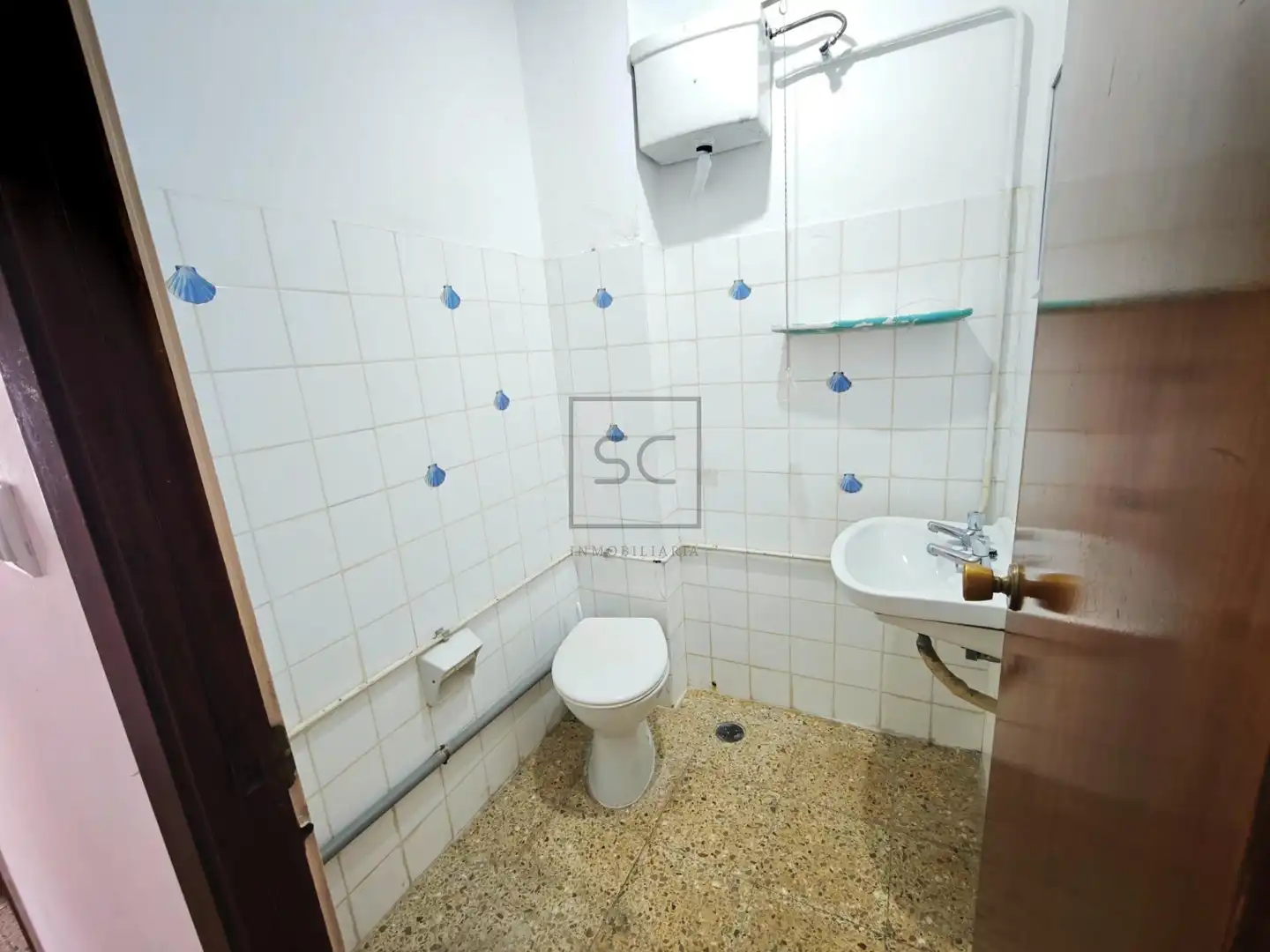 Baño de Piso de alquiler en Ferrol con Amueblado y Alarma
