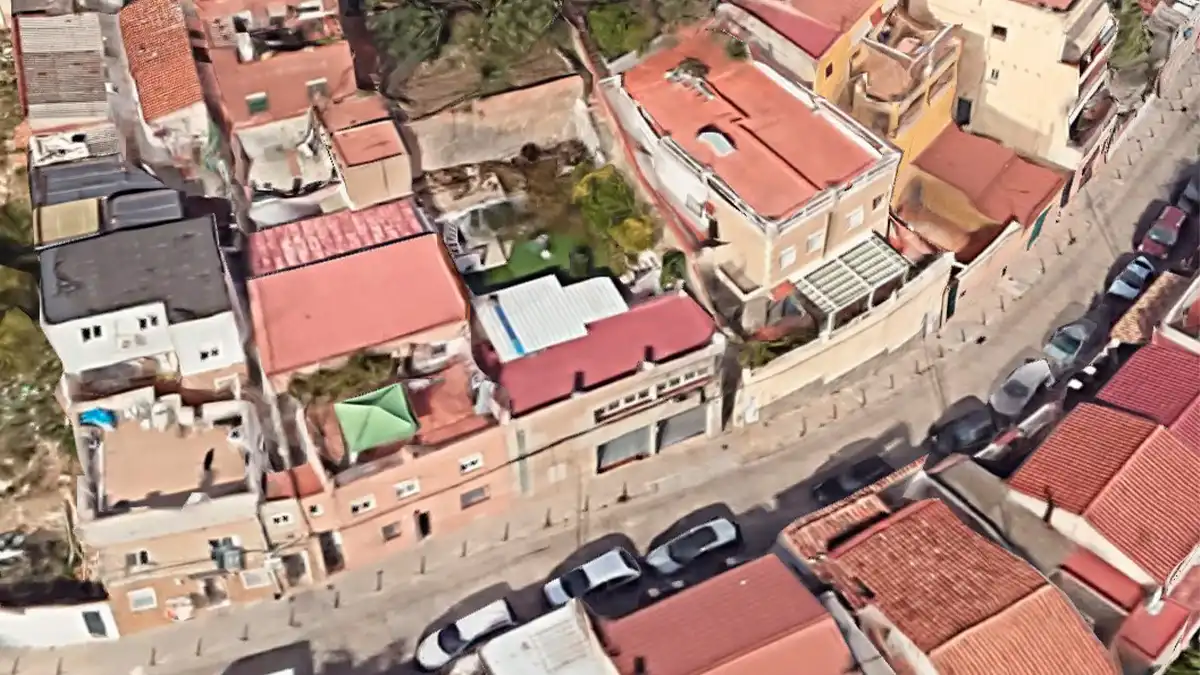 Exterior view of Houses for sale in Santa Coloma de Gramenet