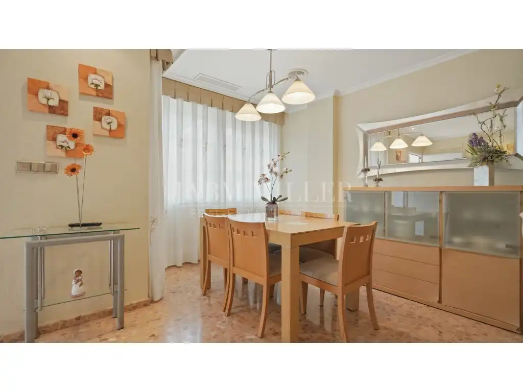 Comedor de Casa o chalet en venta en Elche / Elx con Aire acondicionado, Calefacción y Jardín privado