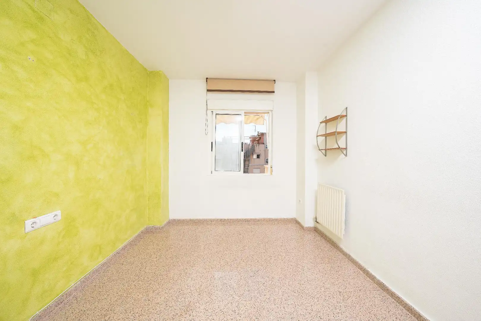 Habitación de Ático en venta en Alicante / Alacant con Calefacción, Jardín privado y Terraza