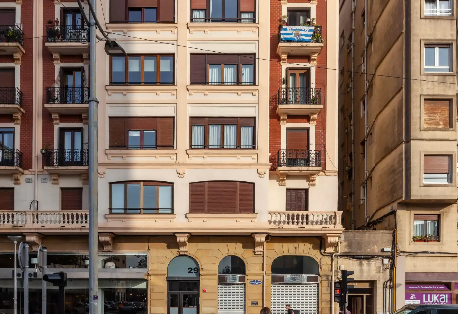 Vista exterior de Pis en venda en Donostia - San Sebastián  amb Calefacció i Parquet