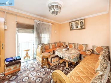 Piso con balcón en venta en Avenida DE DILAR