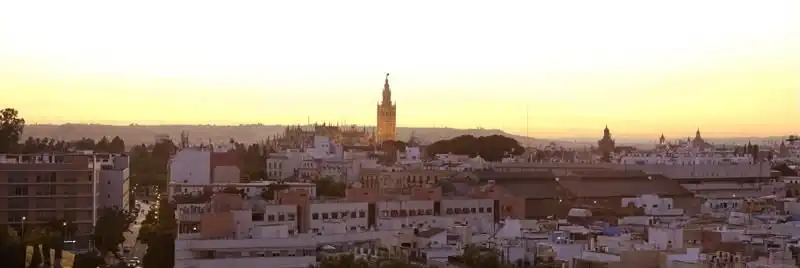 Apartament de lloguer a Calle Huestes, 3, La Buhaira