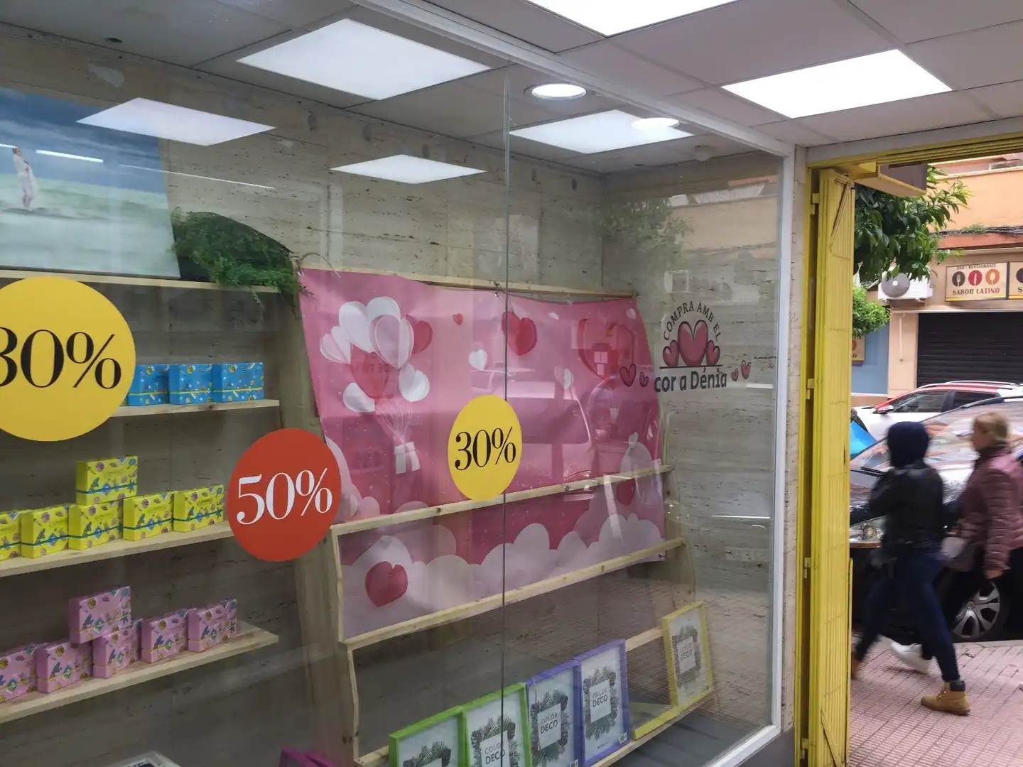 Local en venta en Dénia