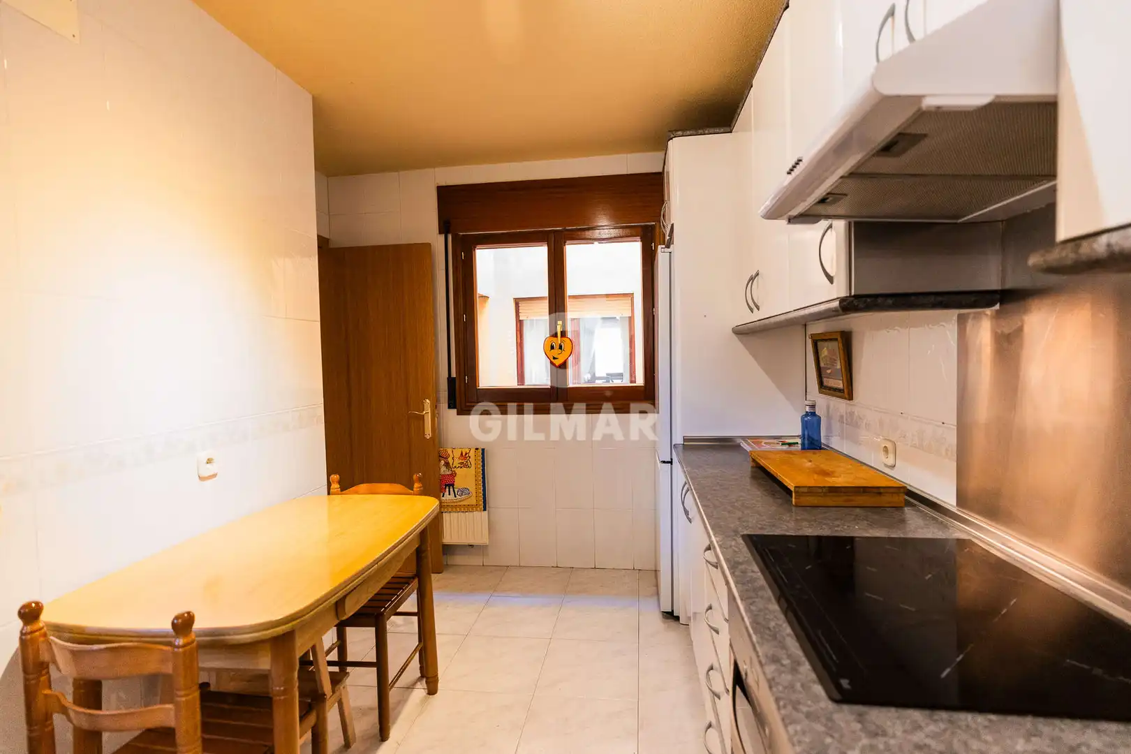 Cocina de Casa adosada en venta en Collado Villalba con Calefacción, Jardín privado y Piscina