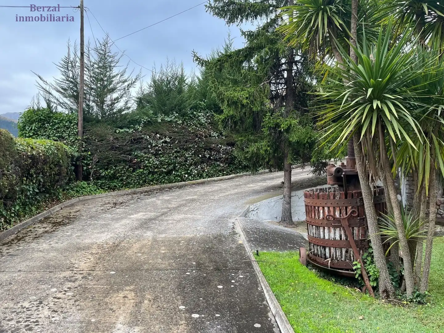 Vista exterior de Casa o xalet en venda en Sorzano amb Jardí privat, Terrassa i Traster