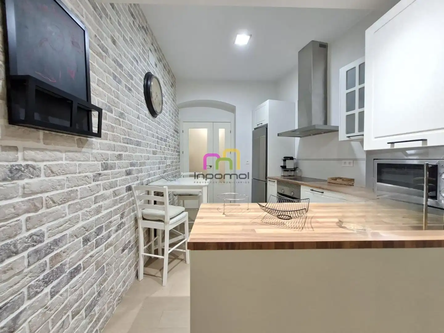 Cuina de Apartament de lloguer en Badajoz amb Calefacció i Moblat