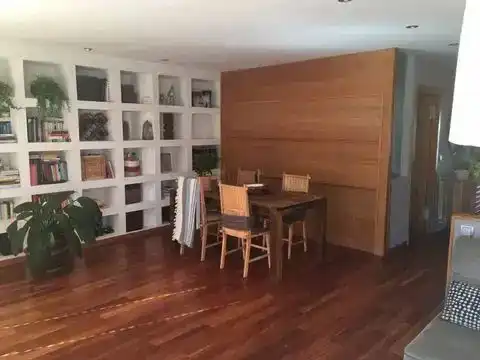Menjador de Pis de lloguer en Nigrán amb Jardí privat, Parquet i Moblat