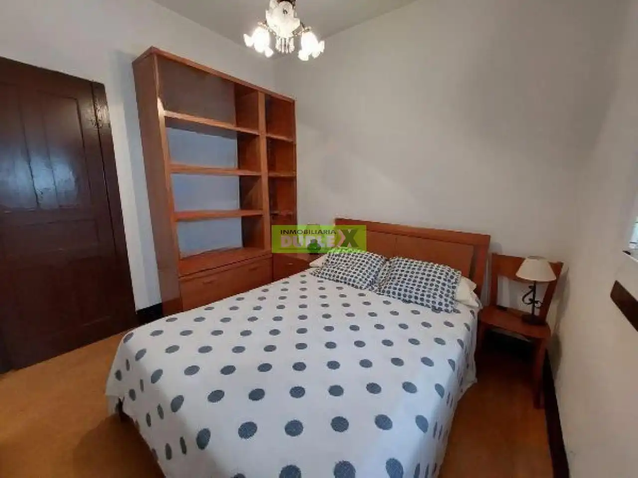 Habitación de Casa o chalet en venta en Pontevedra Capital  con Calefacción, Jardín privado y Trastero