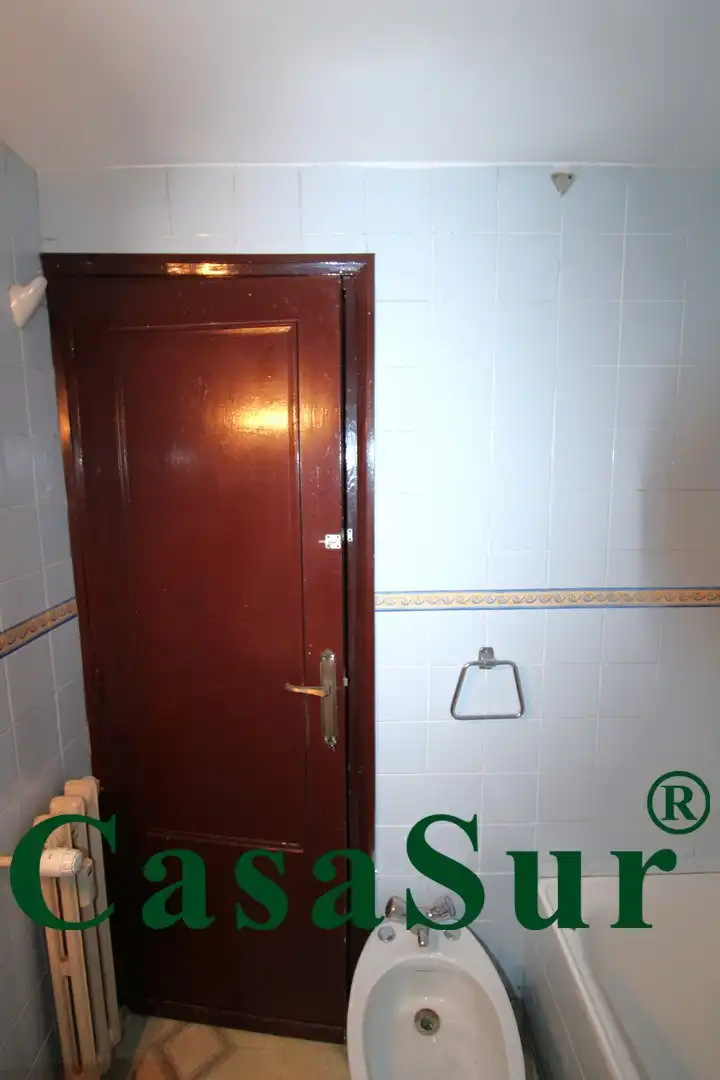 Bany de Pis en venda en Valladolid amb Calefacció i Terrassa