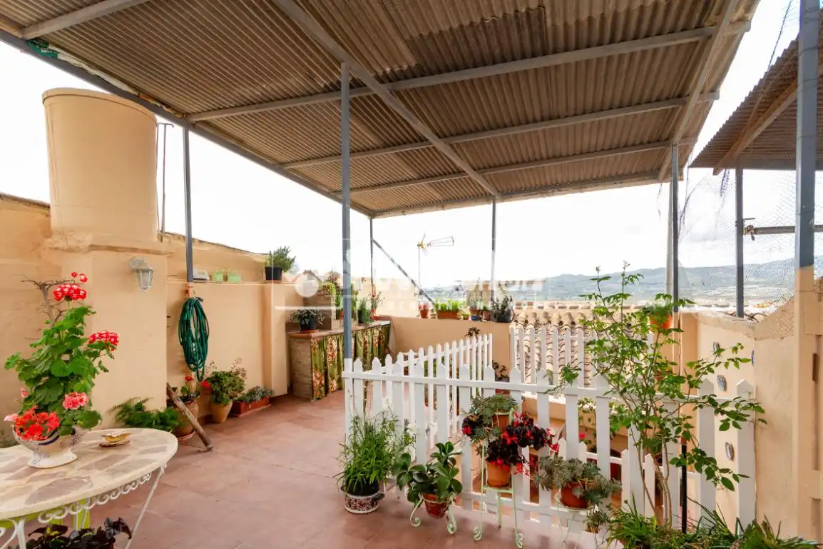Terrace of Detached homes for sale in Vélez-Málaga  with Furnished
