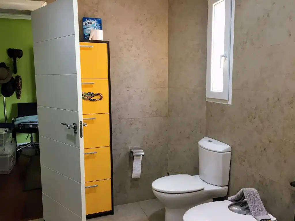 Badezimmer von Wohnung zur Miete in Madrid mit Klimaanlage, Heizung und Parkett