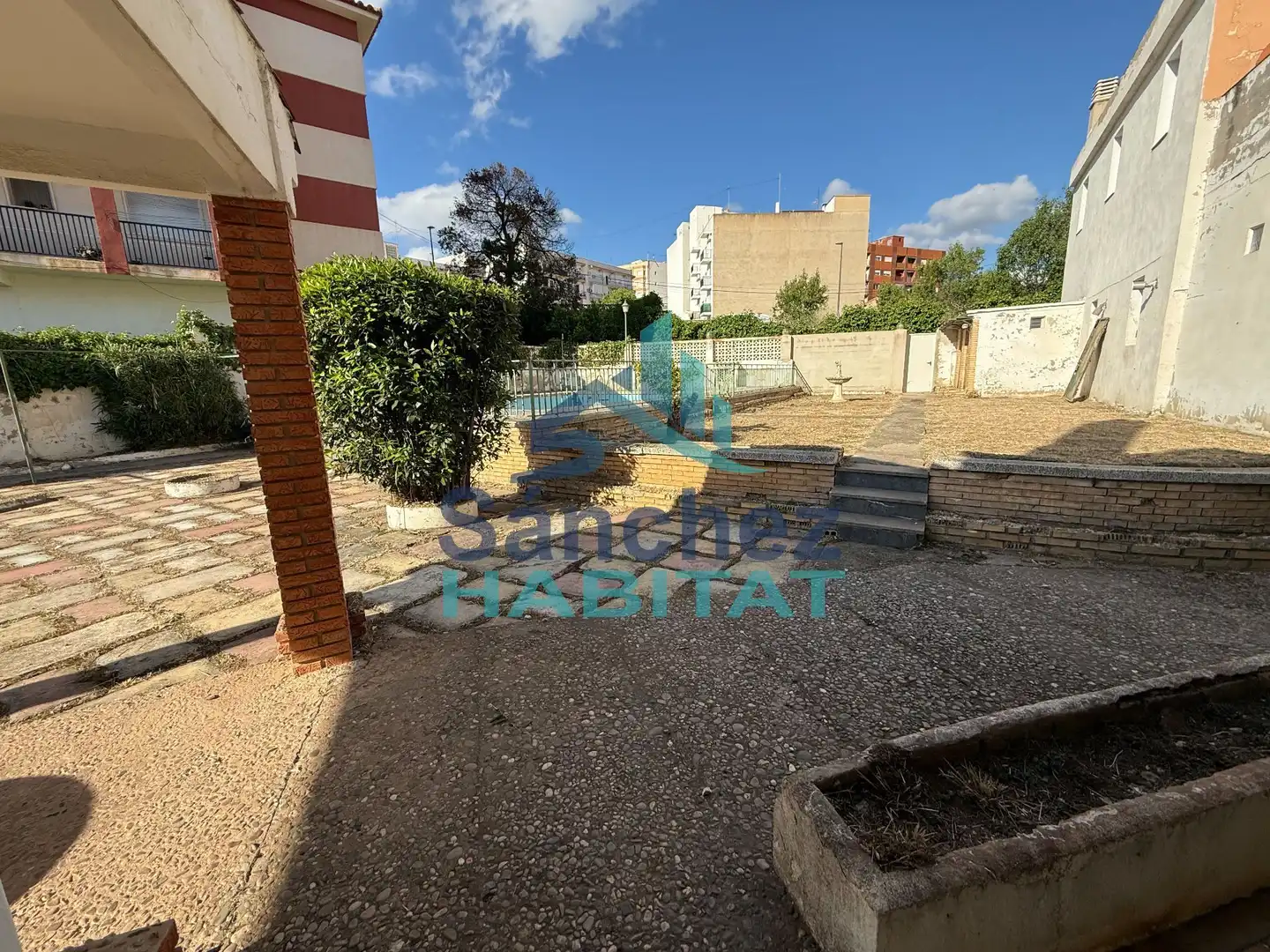 Vista exterior de Casa o chalet en venta en Chelva con Aire acondicionado, Jardín privado y Terraza