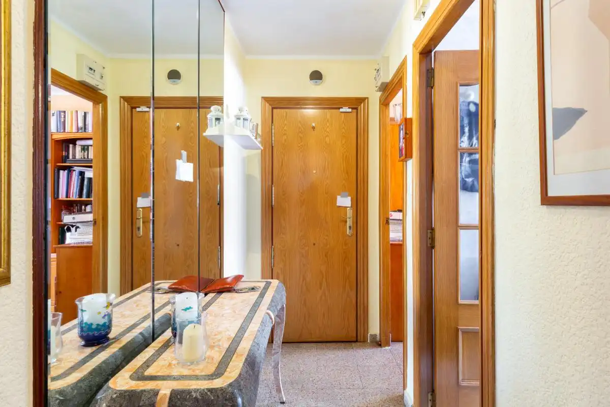 Piso en venta en Valencia con Calefacción y Amueblado