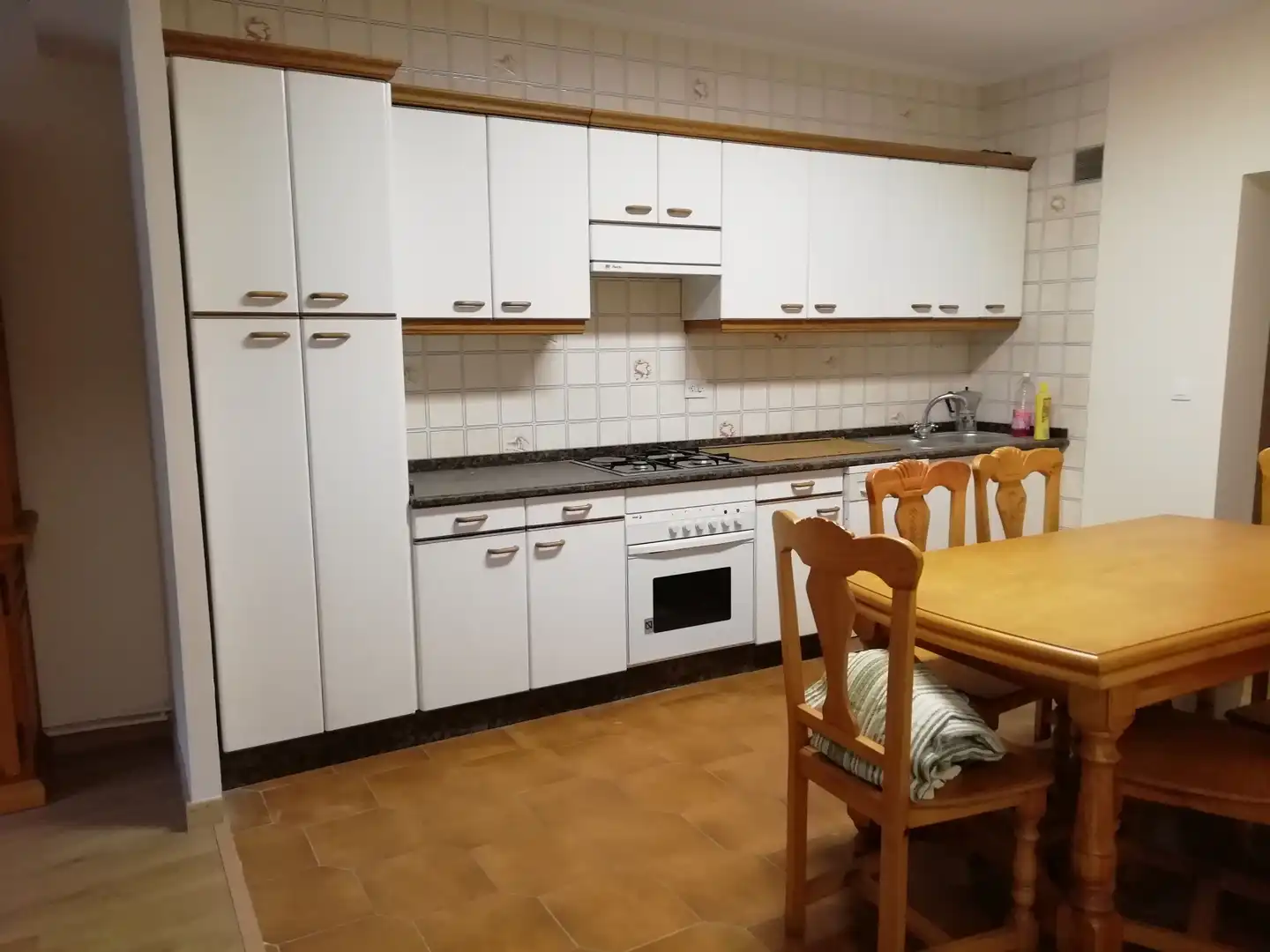 Cuina de Apartament de lloguer en Lugo amb Calefacció, Parquet i Moblat
